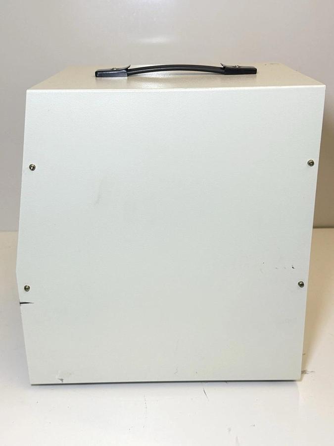 Used Invitrogen Corporation ZP10001 Zoom Dual Power Supply