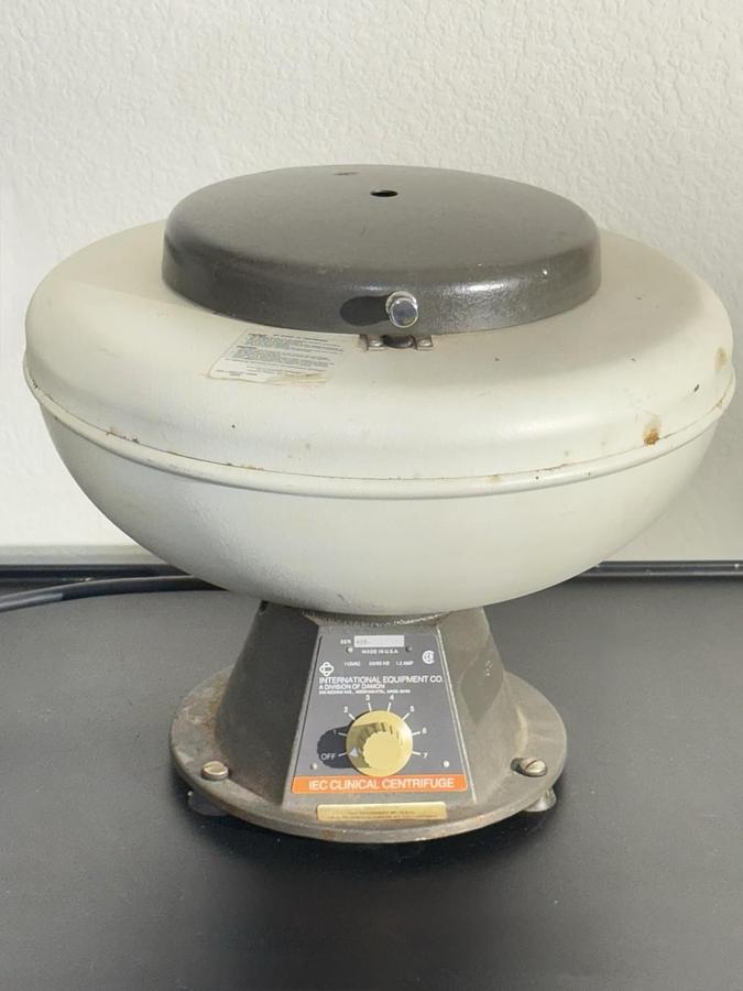 Used IEC International Equipment Co. Damon 428 Clinical Centrifuge with Rotor #221