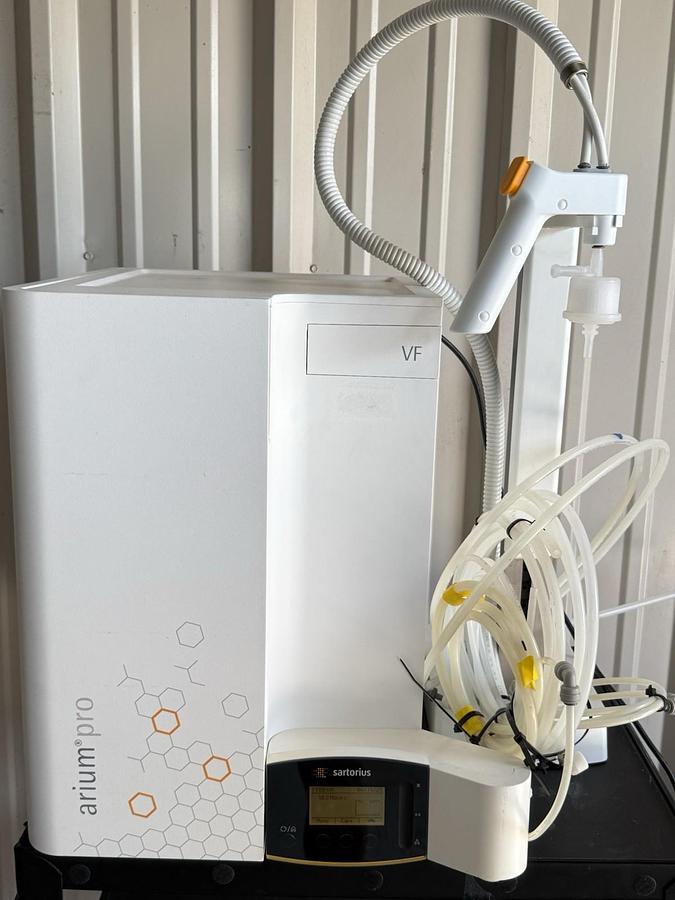 Used Sartorius H20PRO-VF-B Arium Pro VF Water Purification System w/ Dispenser