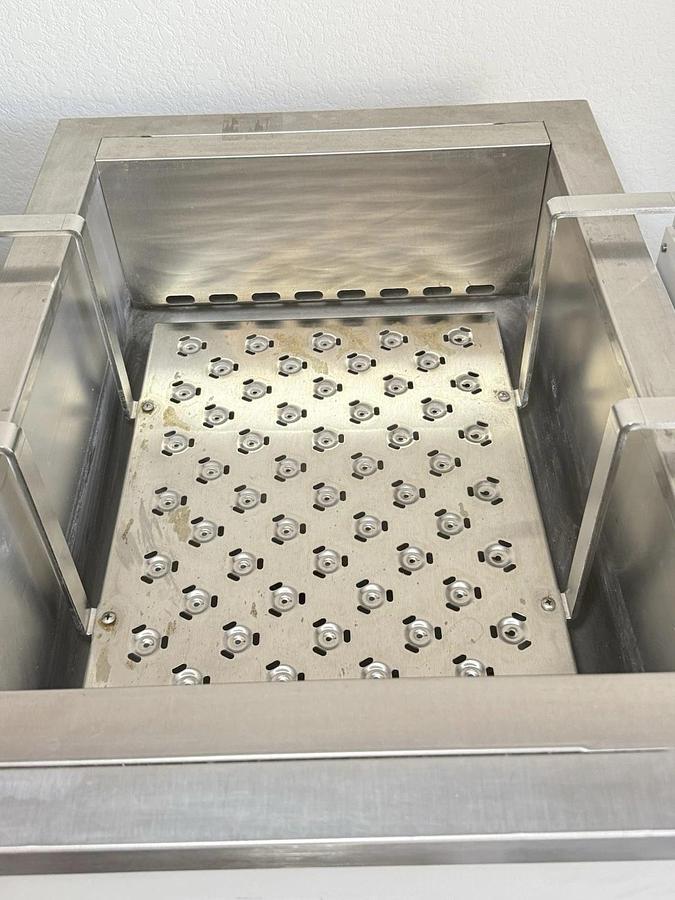 Used New Brunswick Scientific Classic Series C76 High-Temperature Water Bath Shaker