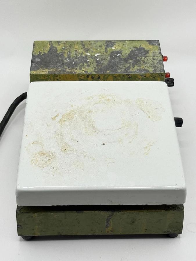 Used Thermolyne Nuova 7 Stirrer Stir Plate Model SP-18425