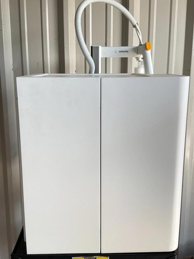 Used Sartorius H20PRO-VF-B Arium Pro VF Water Purification System w/ Dispenser