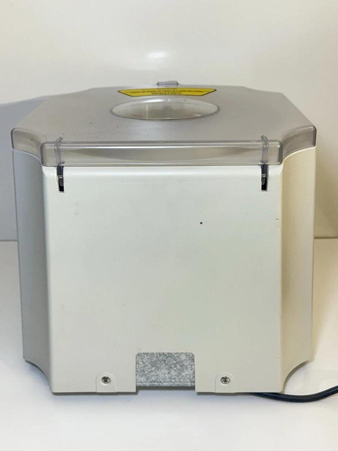 Used Labnet Z100 A Clinical Centrifuge - 6 tubes holder Rotor