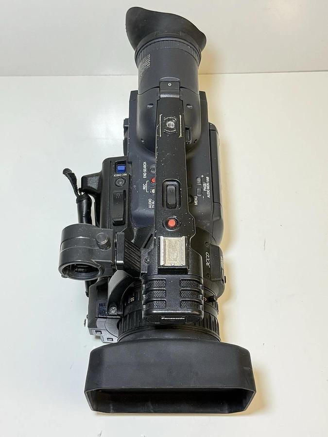 Used Panasonic AG-HVX200P DVCPRO HD P2 Camcorder Video Camera with Case & Accessories