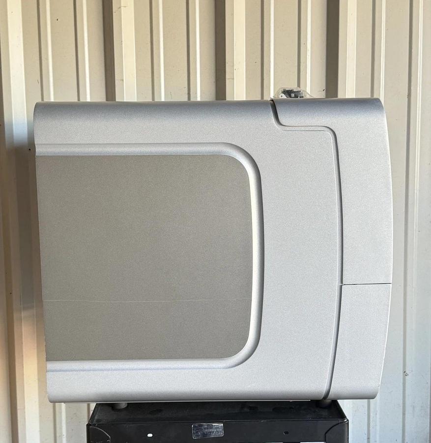 Used QIAGEN QIAcube Automated Nucleic Acid Purification and Extraction System