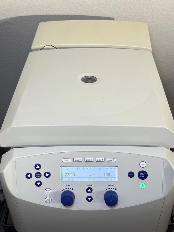 Used Eppendorf 5430R Refrigerated Centrifuge w/ F 45-30-11 Rotor