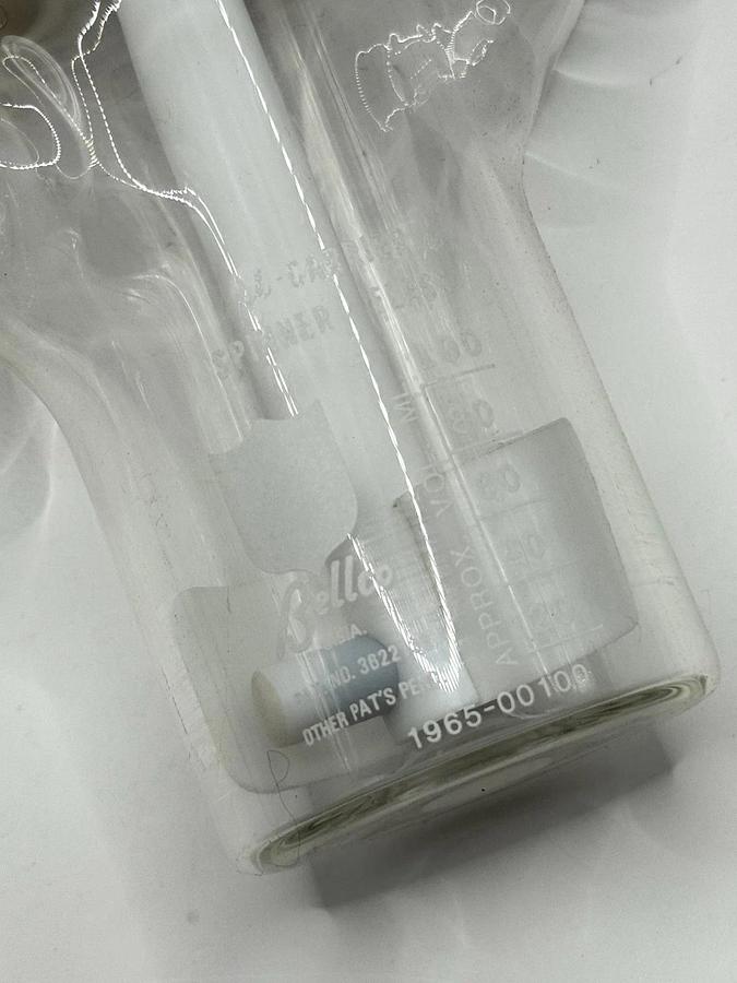 Used Bellco 100mL 3-Neck Pyrex Glass Spinner Flask with a magnetic spinner 1965-00100