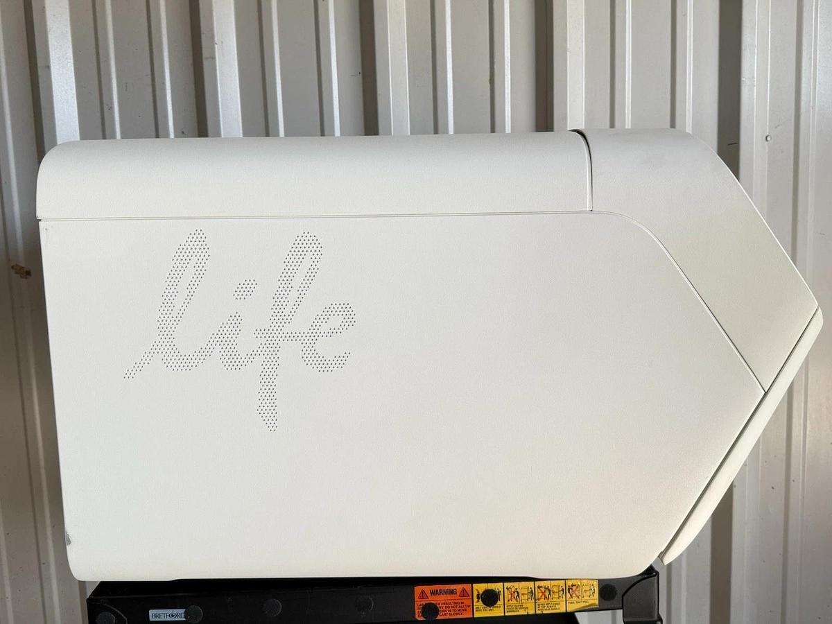 Used Life Technologies - Ion Torrent Proton Semiconductor Sequencer INS1005663