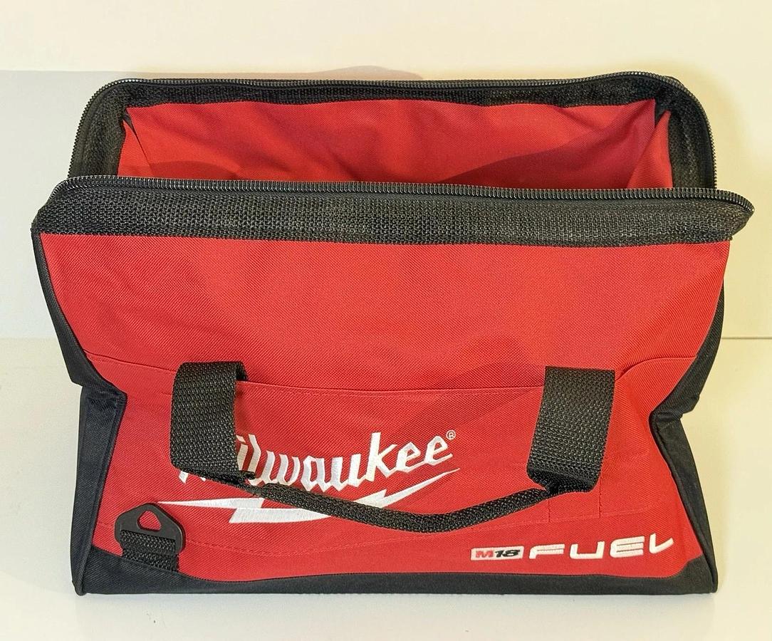 Used Milwaukee M18 Fuel Heavy Duty Soft Side Contractor Bag 16" x 10" x 10" Medium