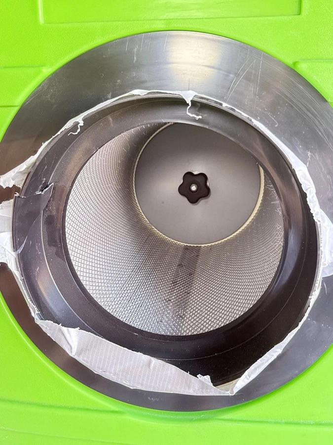 Used Servpro Nikro Industries Inc. PS1000 Hepa Filtered Air Scrubber Model 624