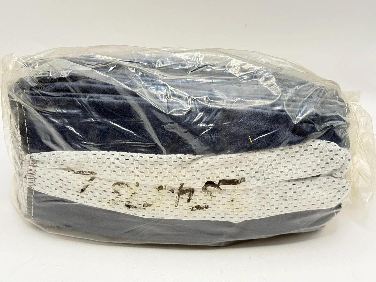 Used NEW 12 Pairs - Industrial Gloves - 60-3107 Nitrile Rubber & Nylon Gloves, Size L