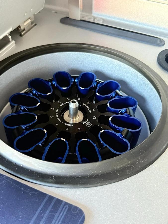 Used QIAGEN QIAcube Automated Nucleic Acid Purification and Extraction System