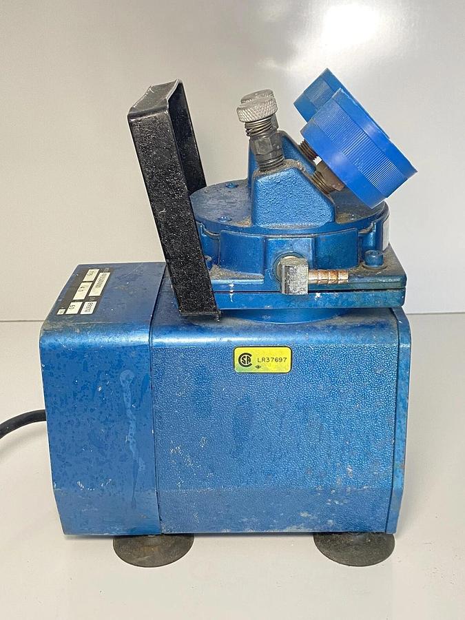 Used Millipore Vacuum Pump Model XX5500000 115V 4.0A 60hz