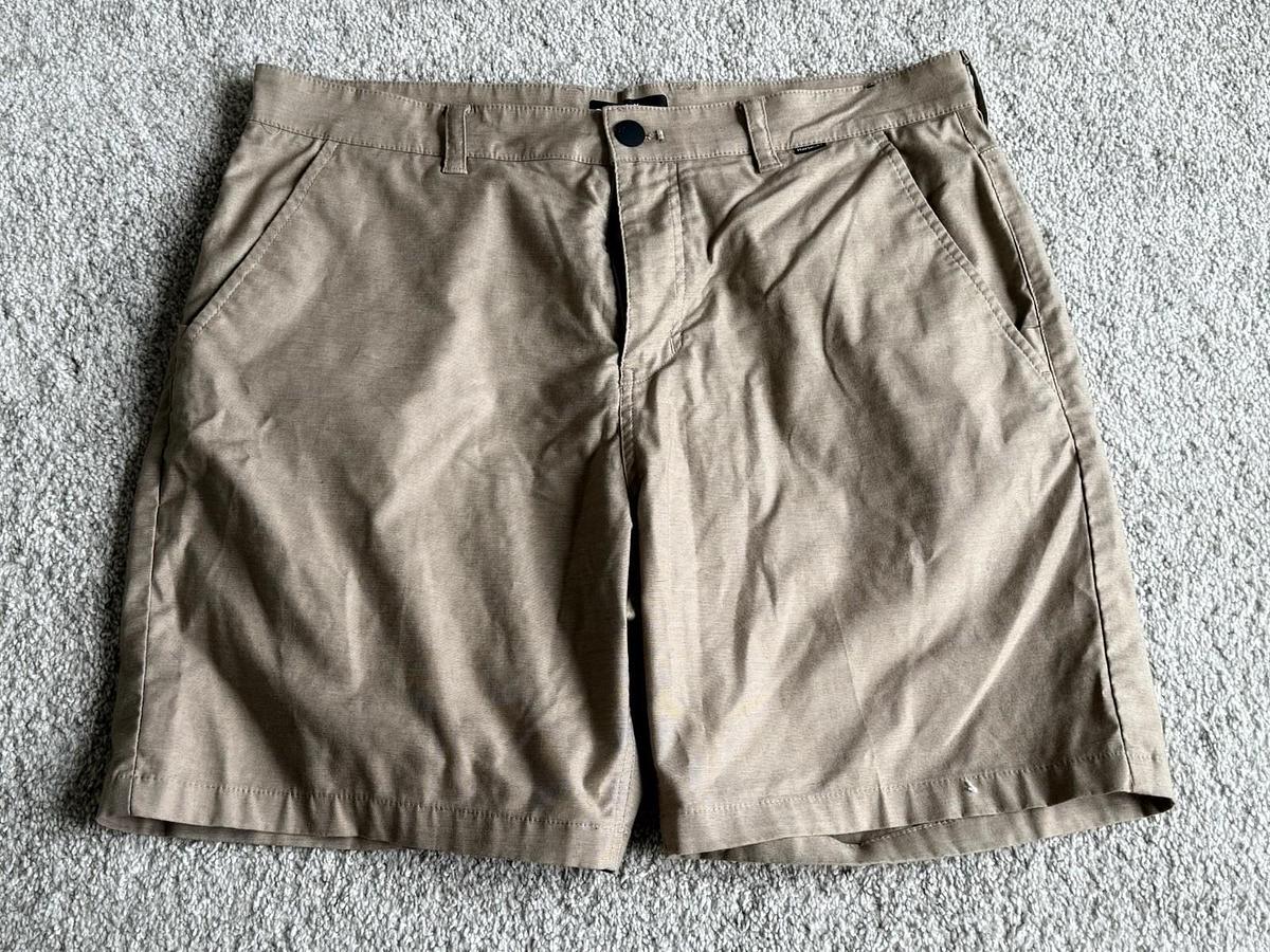 Used HURLEY Shorts Mens Size 34 Khaki