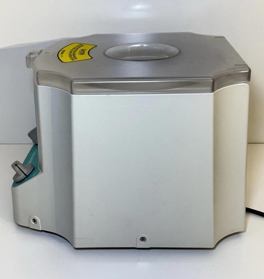 Used Labnet Z100 A Clinical Centrifuge - 6 tubes holder Rotor