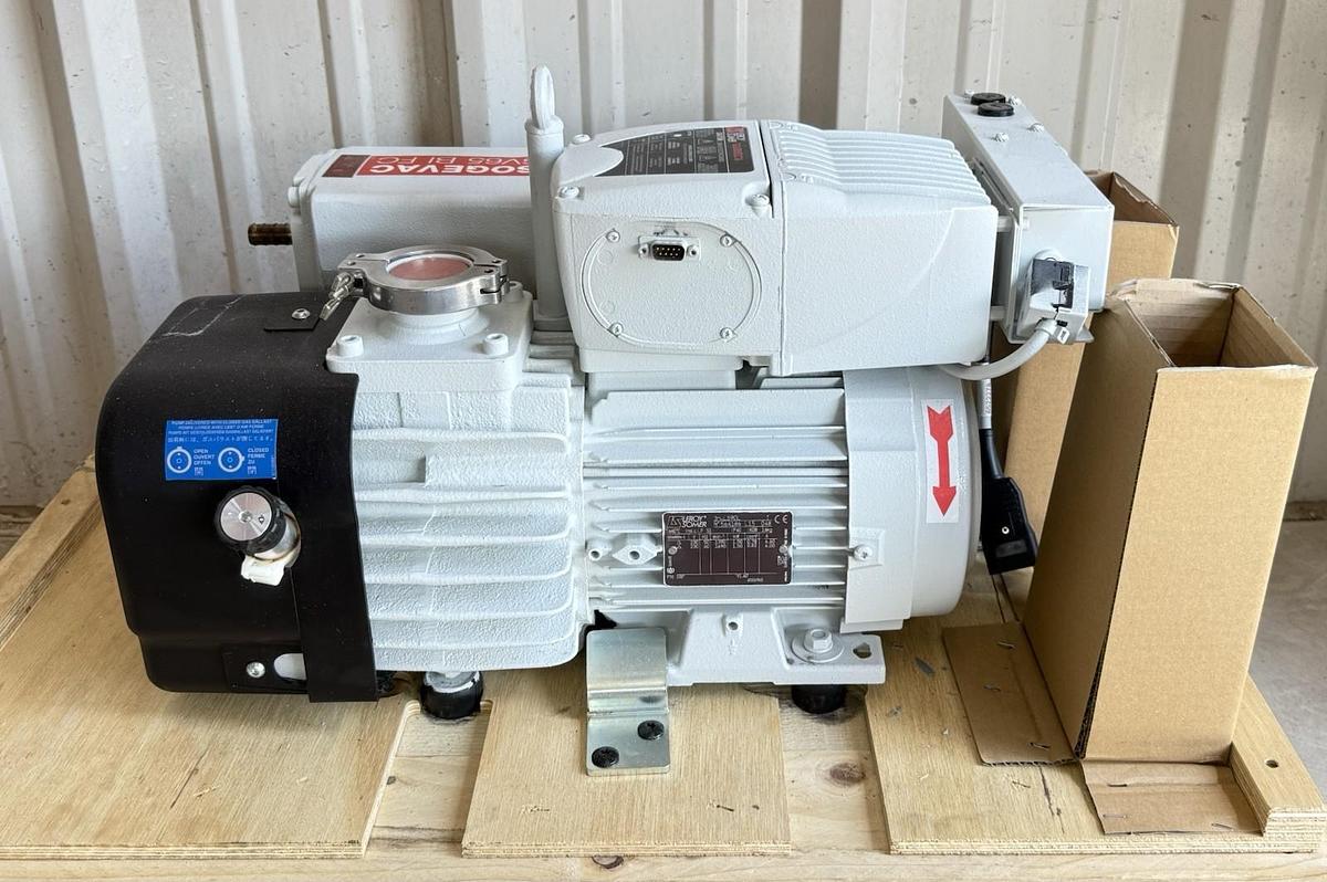 Oerlikon Leybold /LeRoy Somer Varmeca SOGEVAC SV65 BI FC Rotary Vane Vacuum Pump