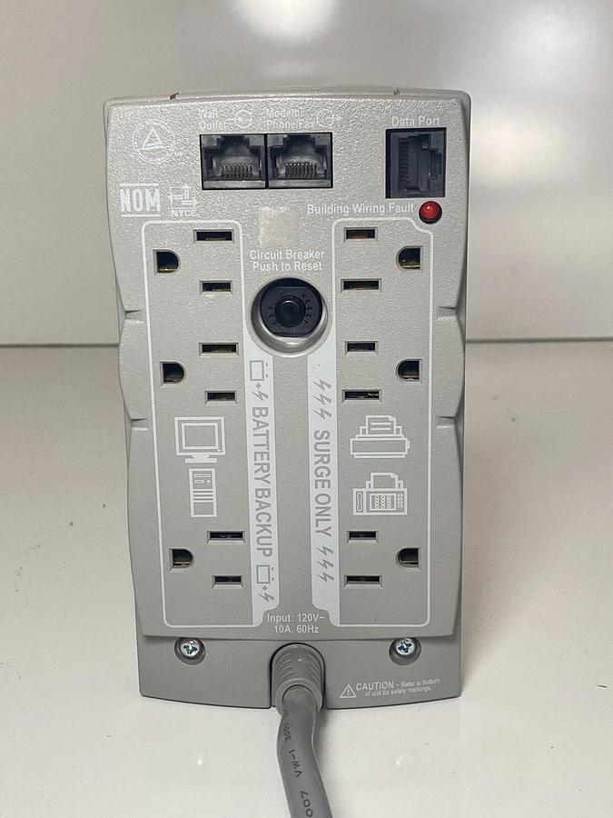 Used APC Back-UPS CS 500 Battery Backup BK500