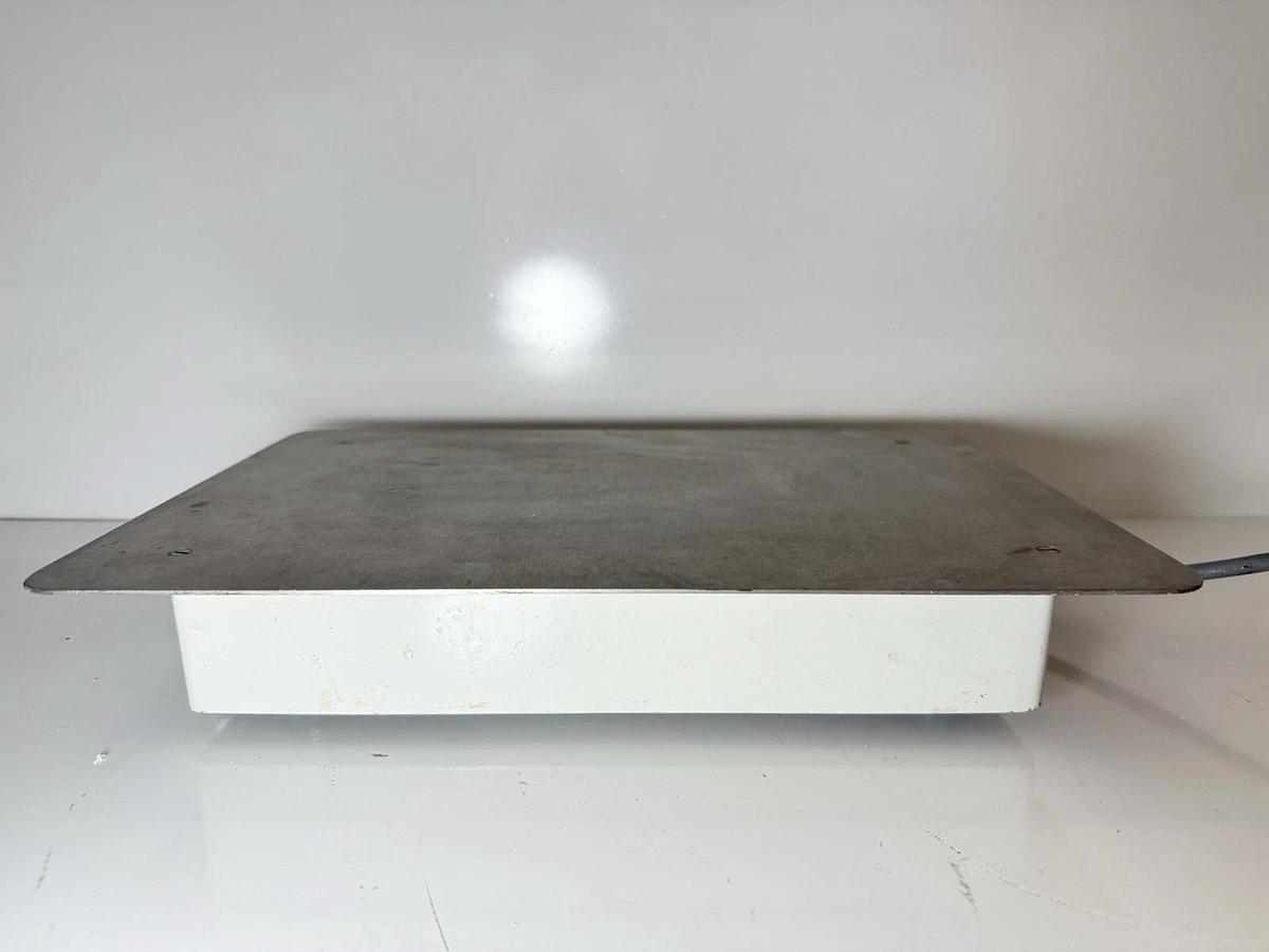 Used SRI SCIENTIFIC & RESEARCH INSTRUMENTS LTD. 50-1239 Vintage shaker mixer platform