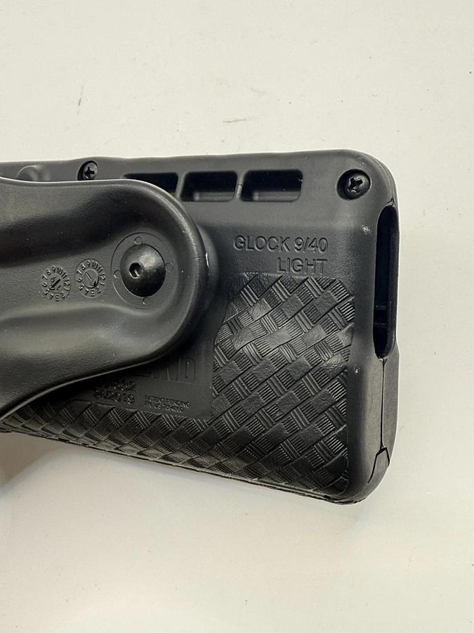 Used Safariland Glock 9/40 Light Black STX Basket Weave Duty Holster 7360-832 LH