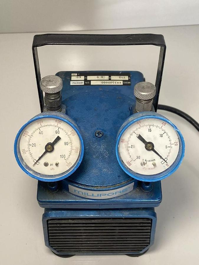 Used Millipore Vacuum Pump Model XX5500000 115V 4.0A 60hz