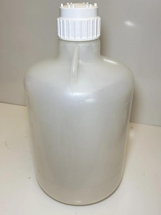 Used Nalgene 5.5 Gallon /20L Autoclavable Polypropylene Carboy with Spigot & Cap