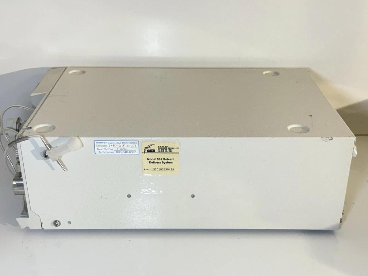 Used ESA HPLC Chromatography 582 Solvent Delivery System