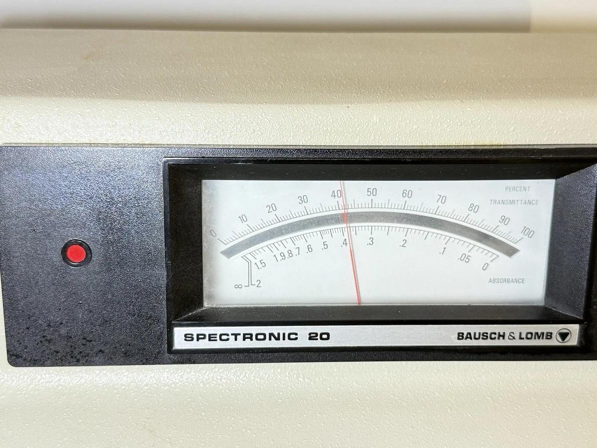 Used Bausch & Lomb Spectronic 20 Lab Spectrophotometer Colorimeter Spec 20
