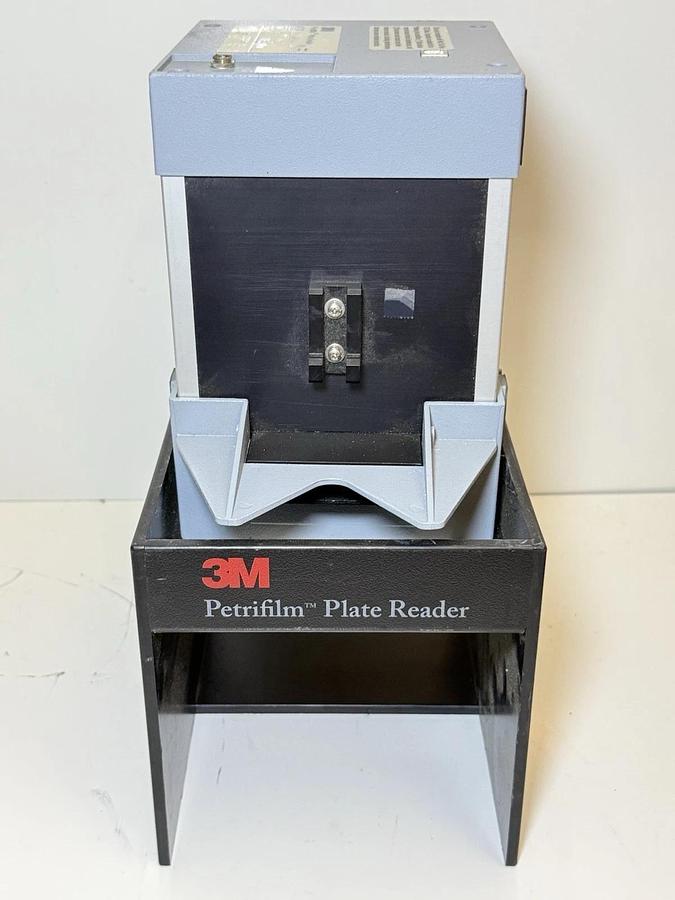 Used 3M Petrifilm Plate Reader 6499