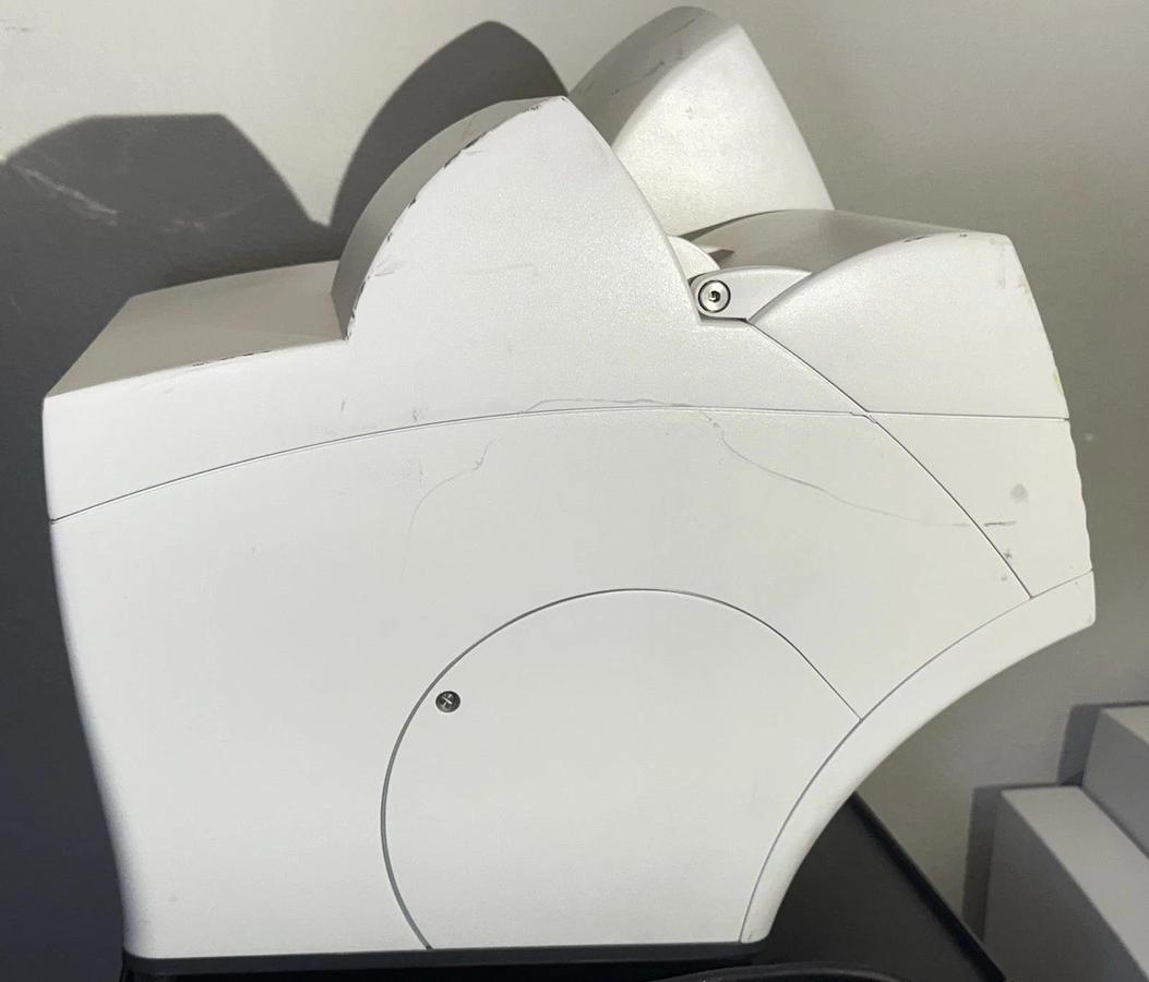 Used Life Technologies Ion Torrent Personal Genome Machine - Model 7467 (REF 4482296)