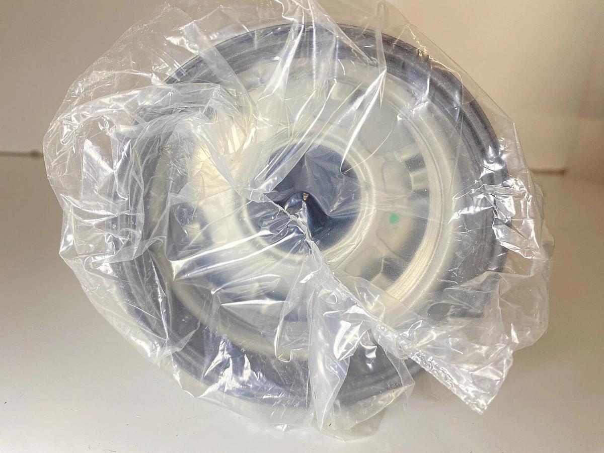 Used Fleetguard Lube Filter - LF9050 Cummins 4920071 - NEW/SEALED