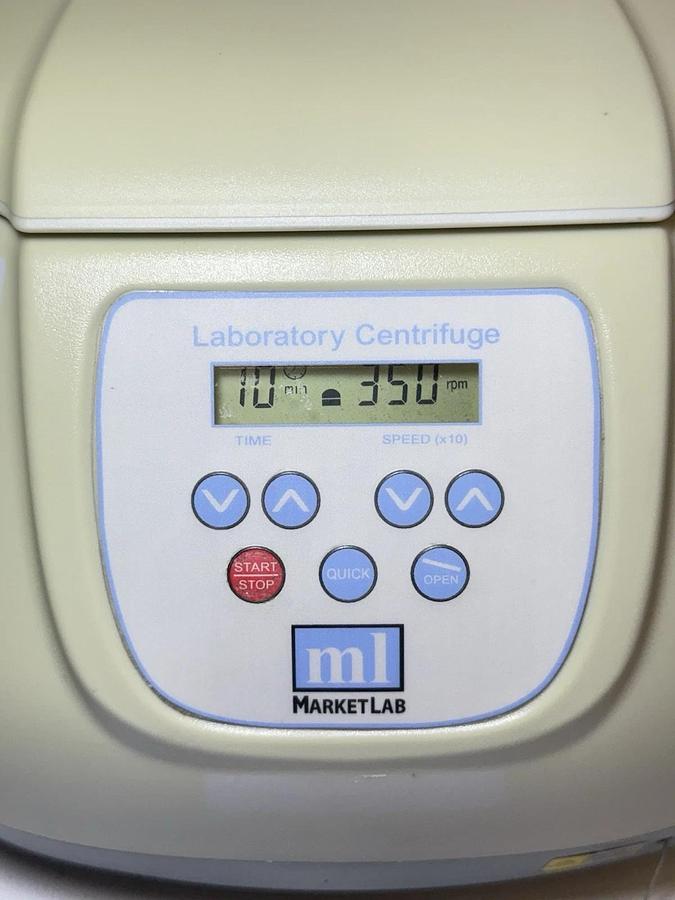 Used Benchmark ML Market Lab Centrifuge 8x15ml C3100 With rotor