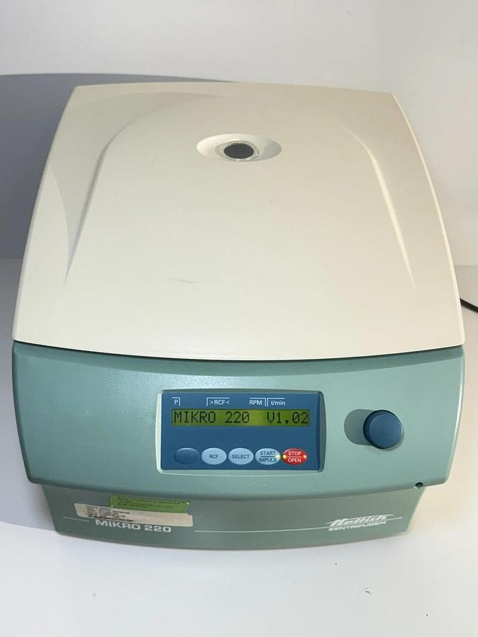 Used Hettich Zentrifugen MIKRO 220 Laboratory Benchtop Centrifuge 2200-01