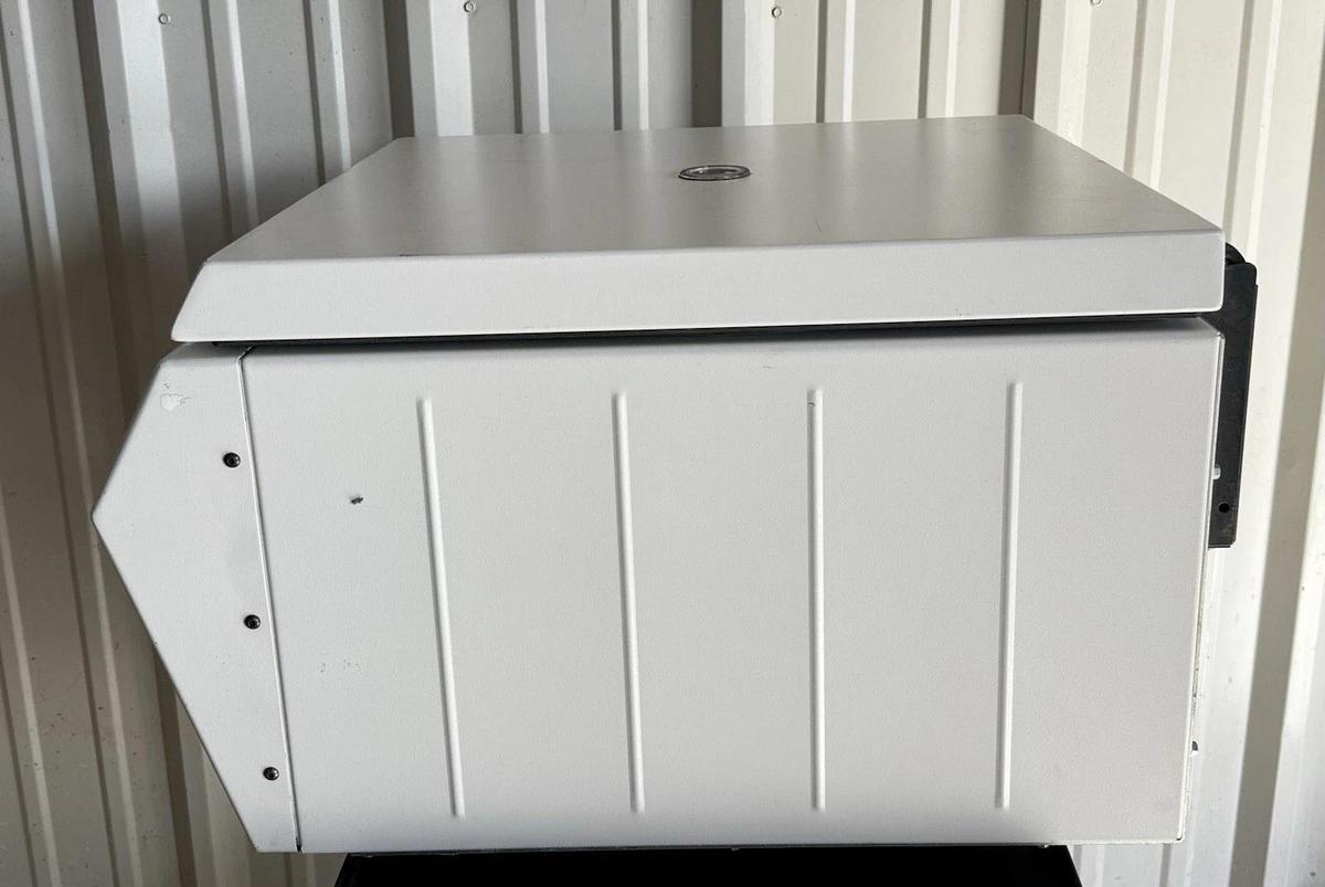 Used Beckman Coulter Allegra 6 Bench Top Centrifuge 366802