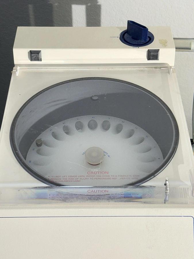 Used Savant SpeedVac SC110 120 Centrifuge Centrifugal Concentrator with Rotor