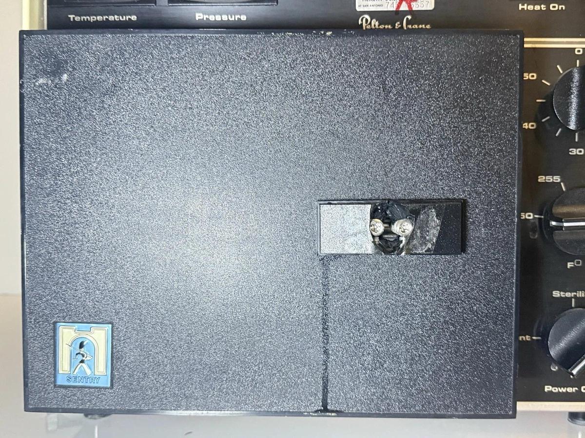 Used Pelton & Crane Laboratory Lab Countertop Sentry Sterilizer