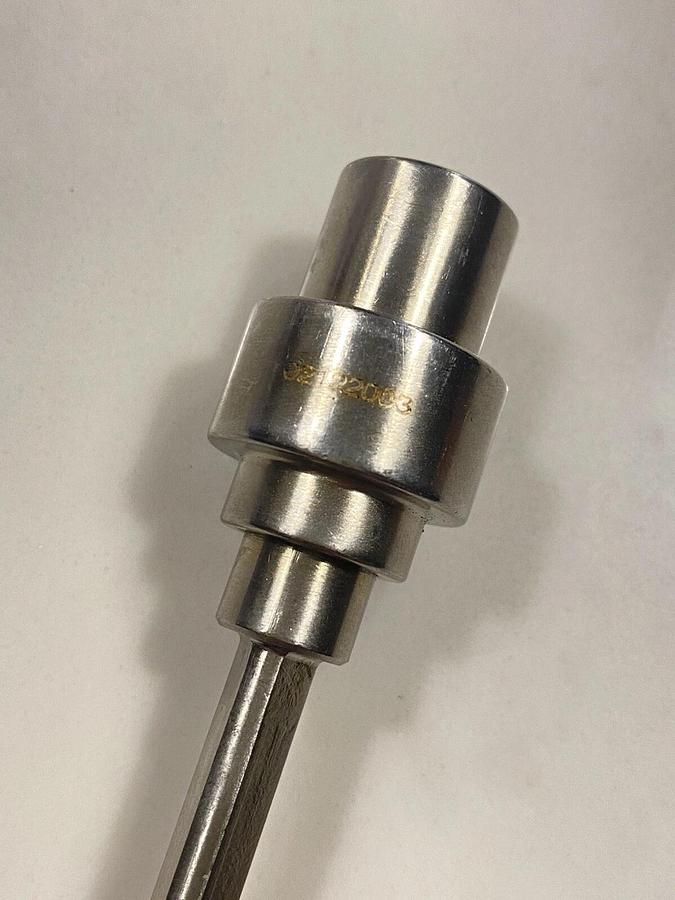 Used Arthrex AR-1416 Hudson Adapter