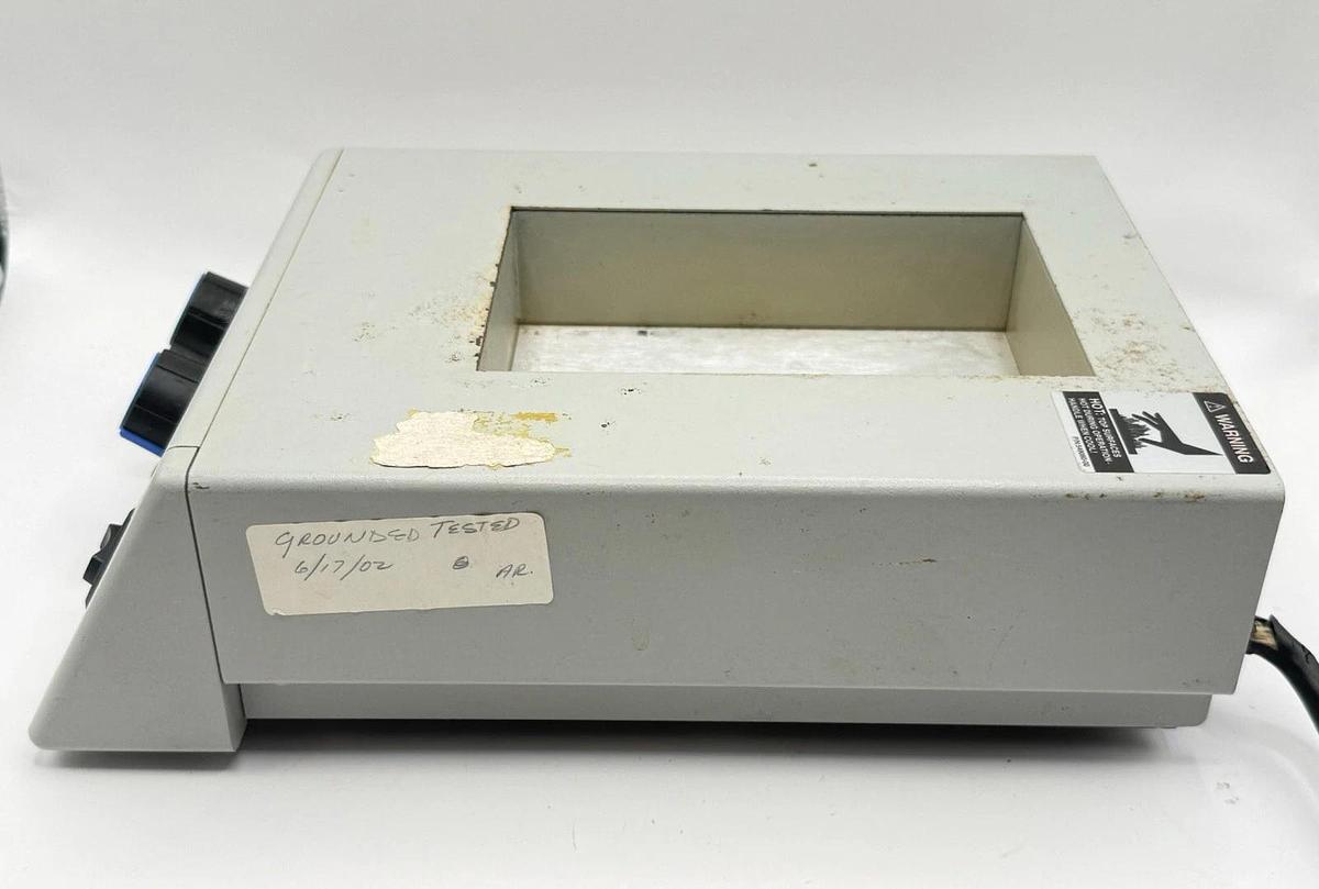 Used VWR Scientific Standard Heatblock II Cat No 13259-032 (949031)