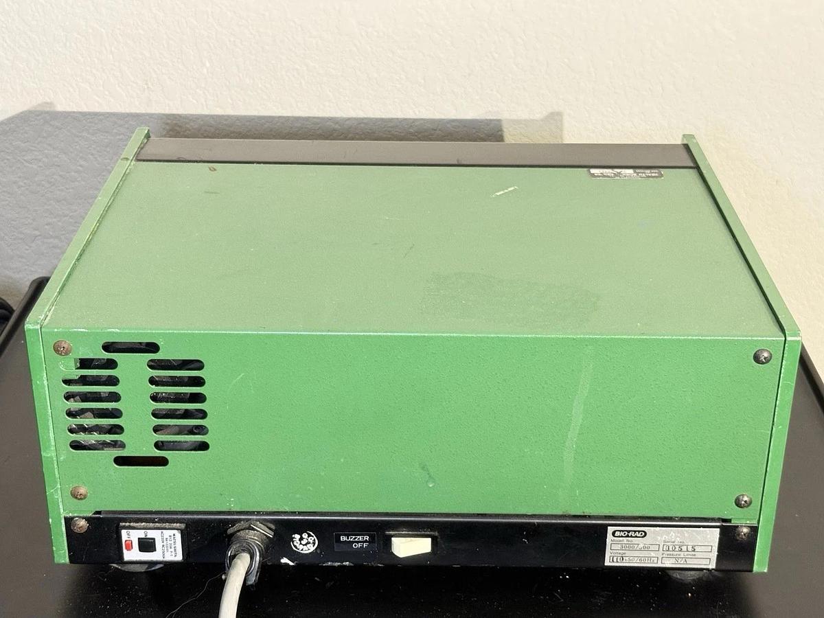 Used Bio-Rad Bio Rad 3000/300 Electrophoresis DC Power Supply