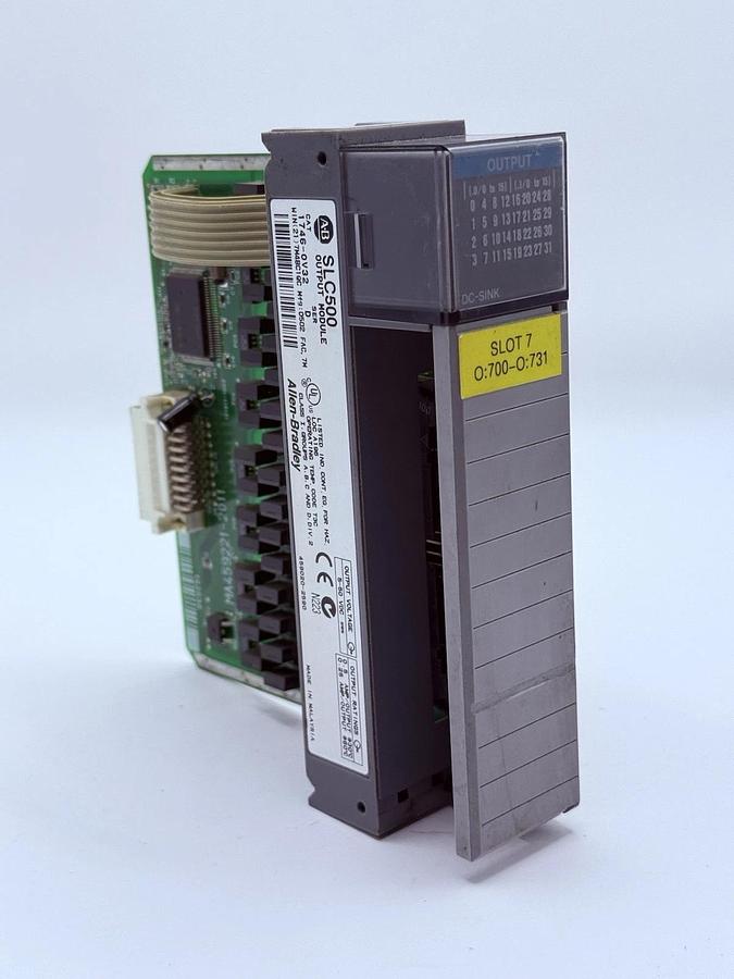 Used Allen Bradley 1746-OV32 Ser. C 5-50 VDC Output Module SLC 500 1746OV32