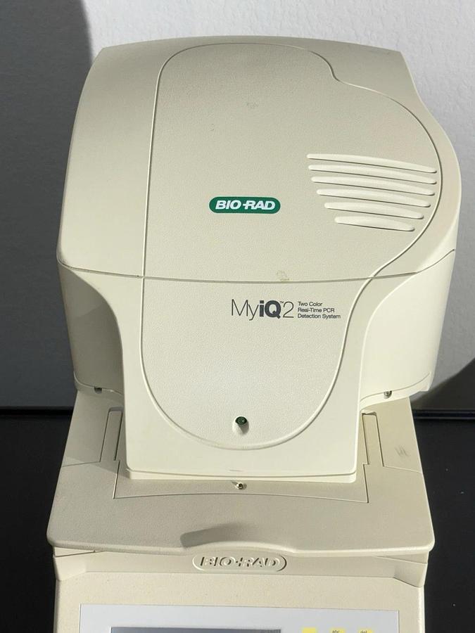Used BIO-RAD Bio Rad iCycler MyiQ2 Two Color Real-Time PCR System