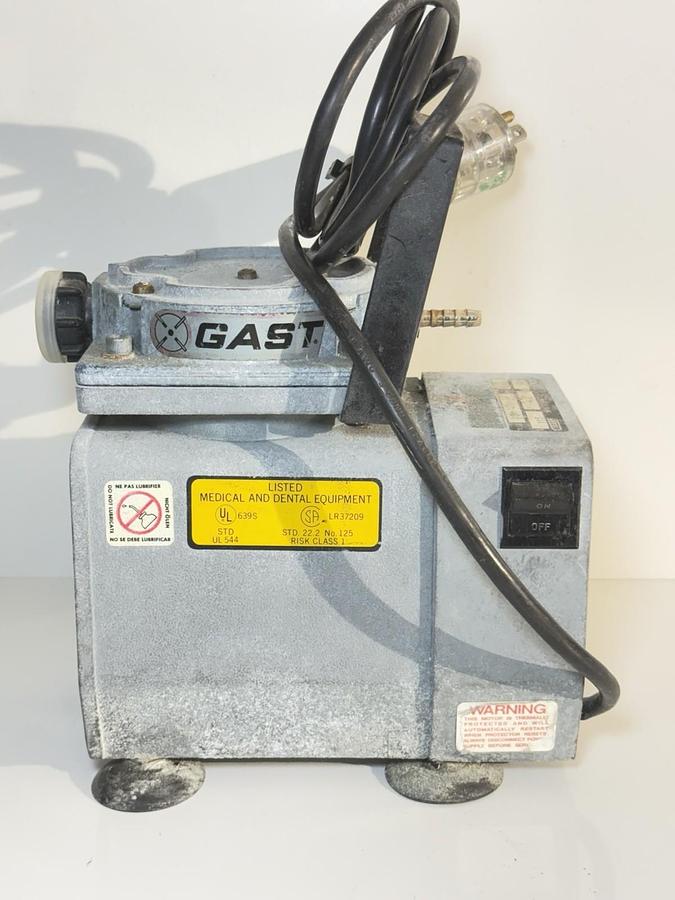 Used GAST Vacuum Pump DOL-122A-AA 115V 4A 60Hz