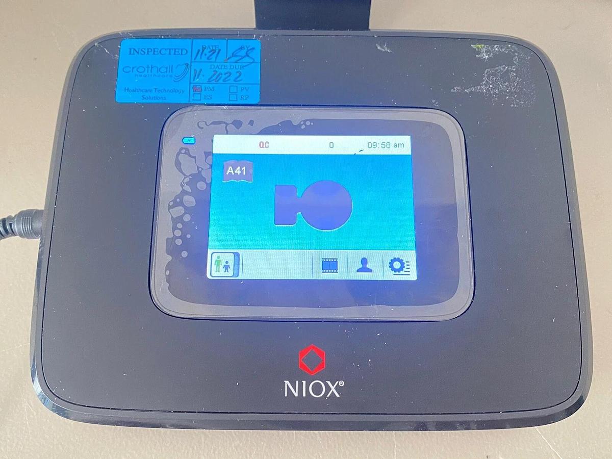 Used Circassia Niox Vero 12-1200 Airway Inflammation Monitor