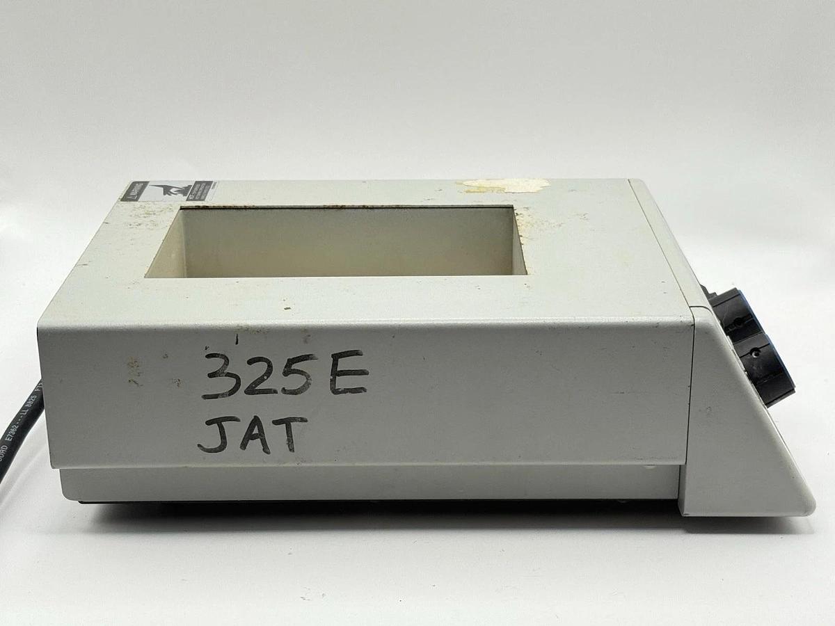 Used VWR Scientific Standard Heatblock II Cat No 13259-032 (949031)