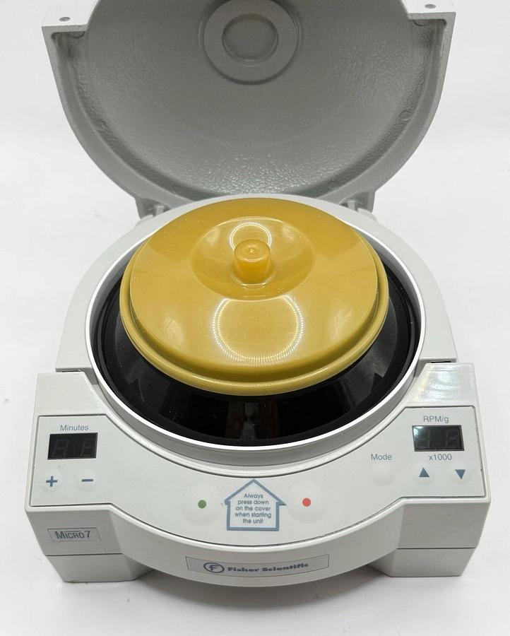 Used Fisher Scientific Micro7 Microcentrifuge Mini Centrifuge 7200g P/N: 201324.1