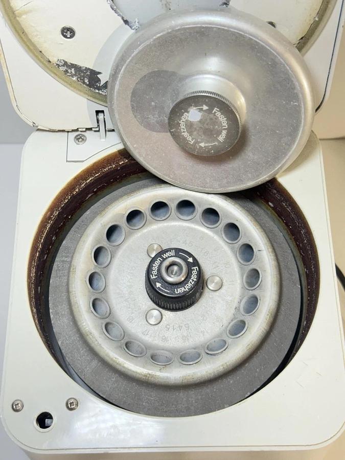 Used Eppendorf 5415C Benchtop Centrifuge with F-45-18-11 Fixed Angle Rotor