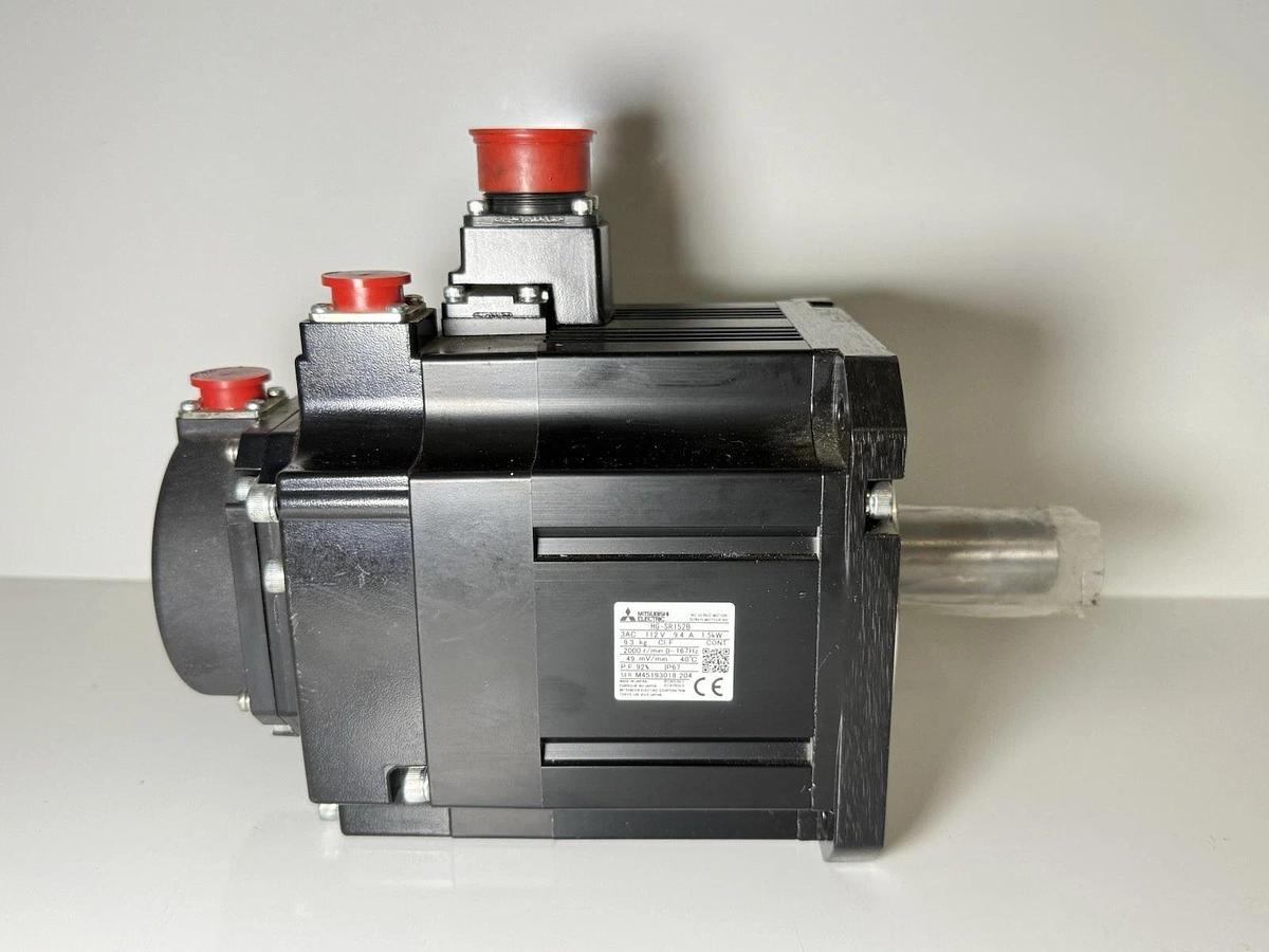 NEW Mitsubishi Electric - AC Servo Motor HG-SR152B HGSR152B