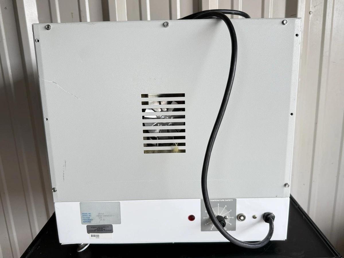 Used LABNET Hybaid Instruments - Mini Oven Model: H9360