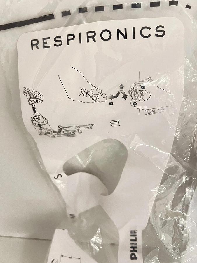 Used Philips Respironics Single Use AF531 EE Leak CapStrap Mask - Large