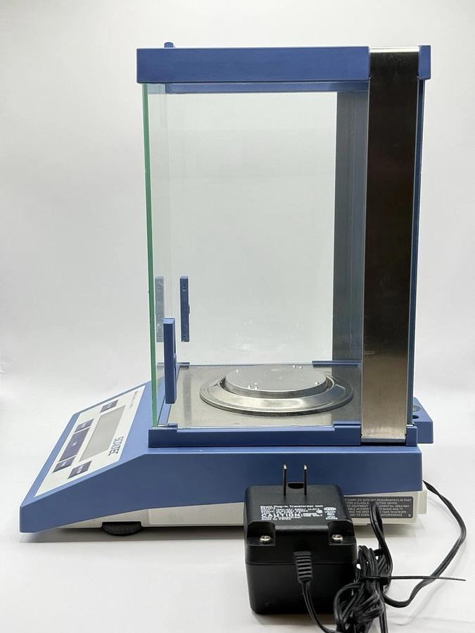 Used SCALTEC Instruments SBA 33 Digital Laboratory Scale Balance