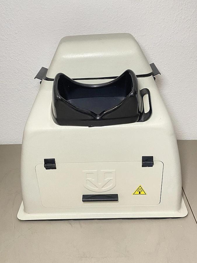 Used UVP DigiDoc-IT Gel Imaging System Darkroom 76-0311-01